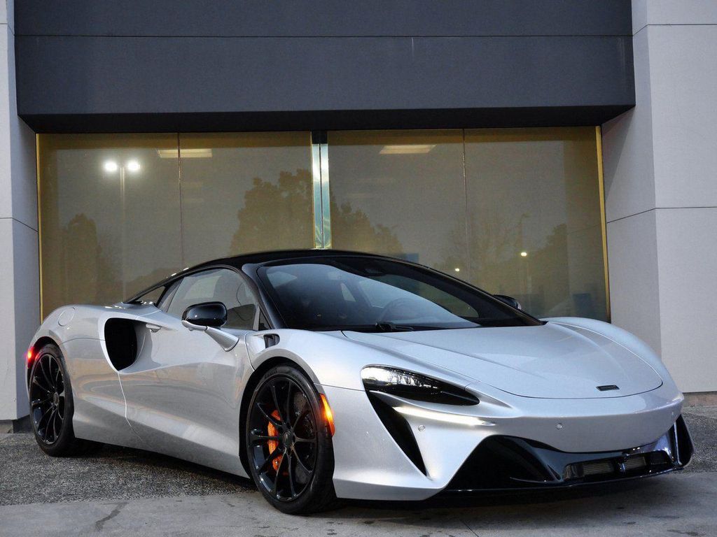 New 2026 McLaren Artura