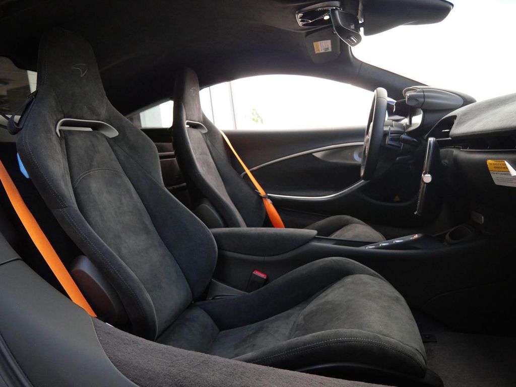 صورة مصغرة 11 لـ 2026 Mclaren ARTURA