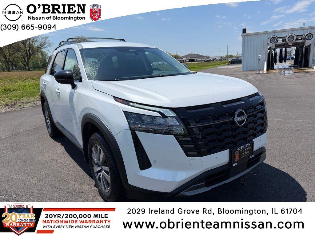 New 2026 Nissan Pathfinder SL