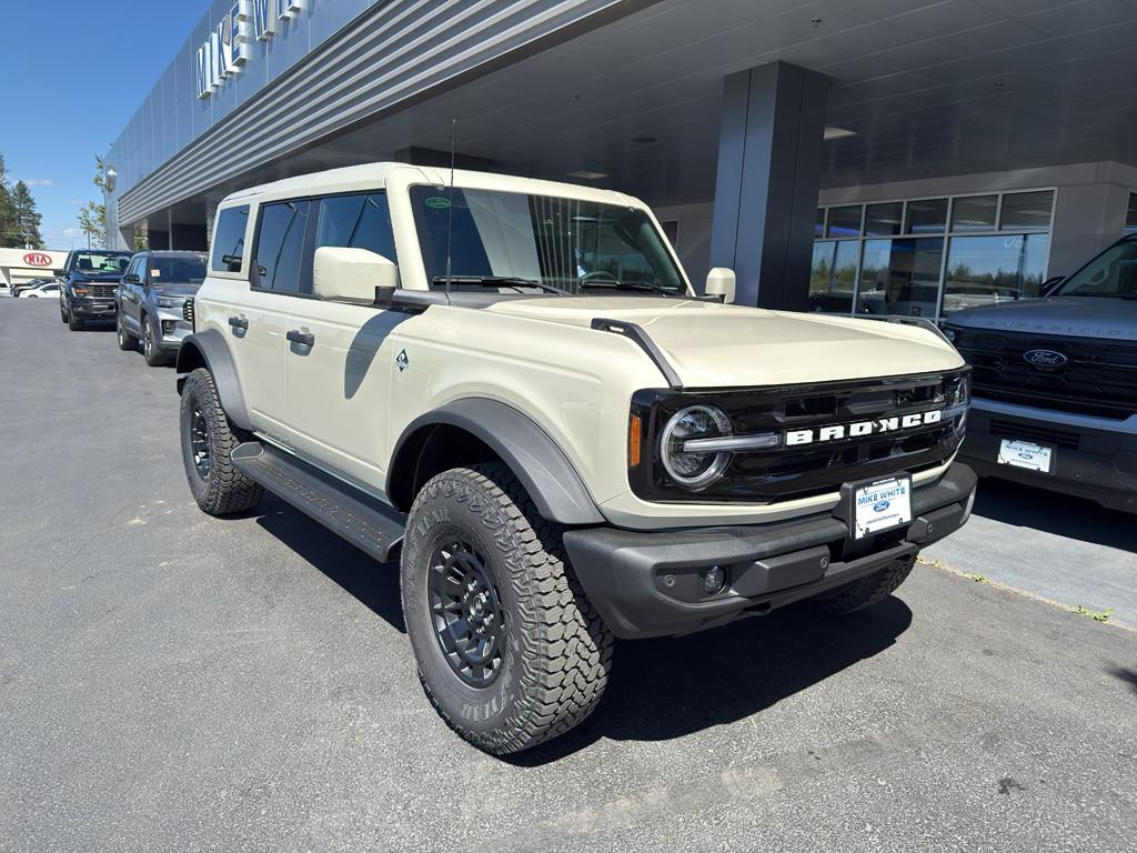 New 2026 Ford Bronco Outer Banks