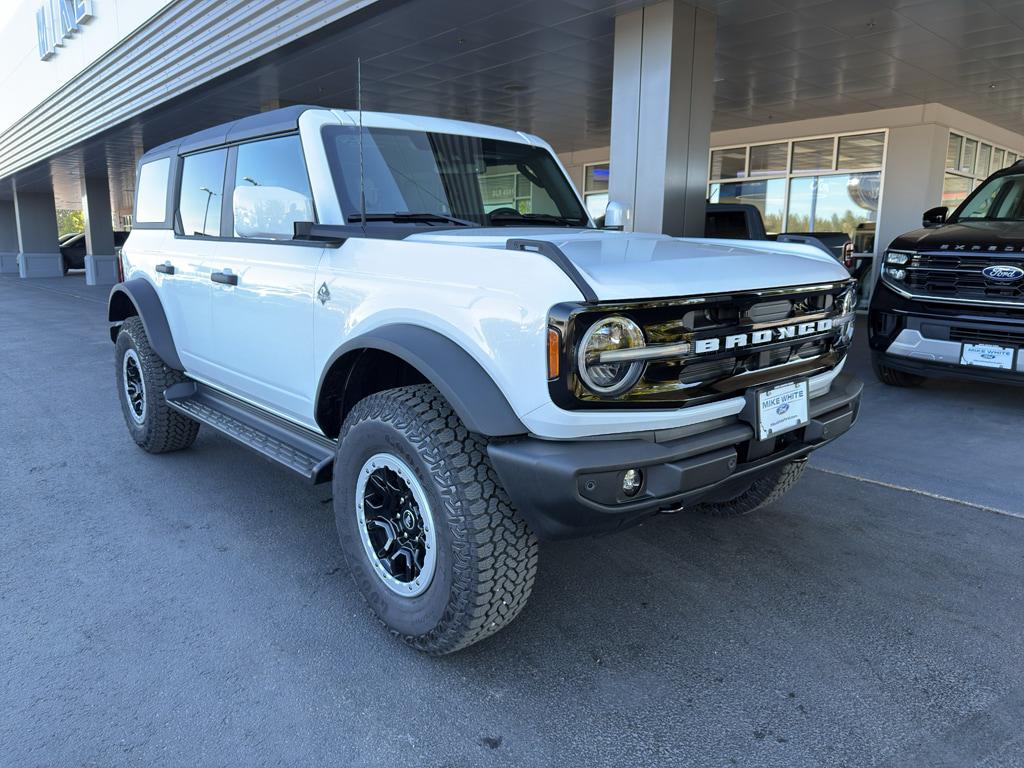 New 2026 Ford Bronco Outer Banks