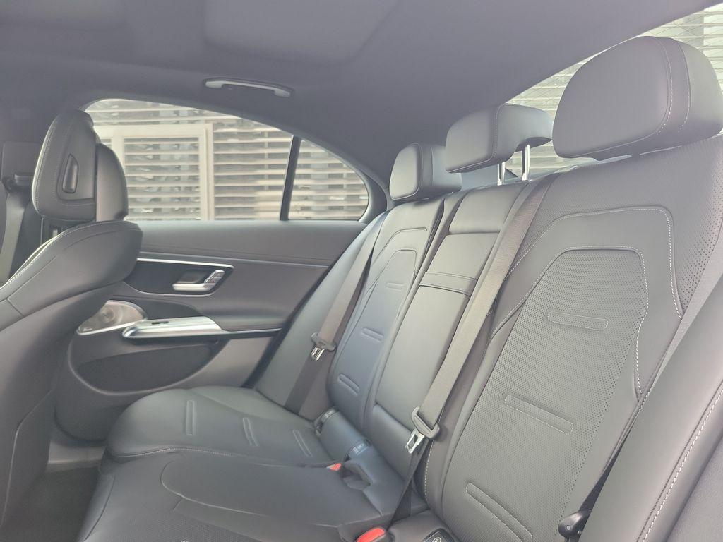صورة مصغرة 11 لـ 2026 Mercedes-BENZ AMG E 53 BASE