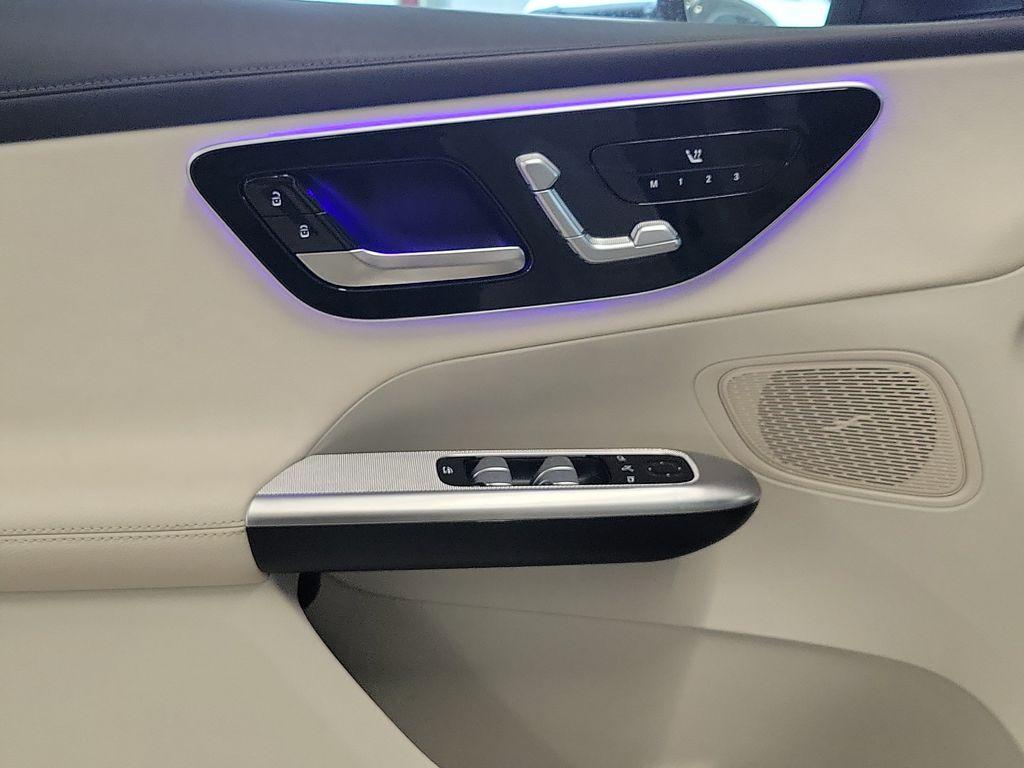 2023 Mercedes-BENZ GLC — миниатюра 22