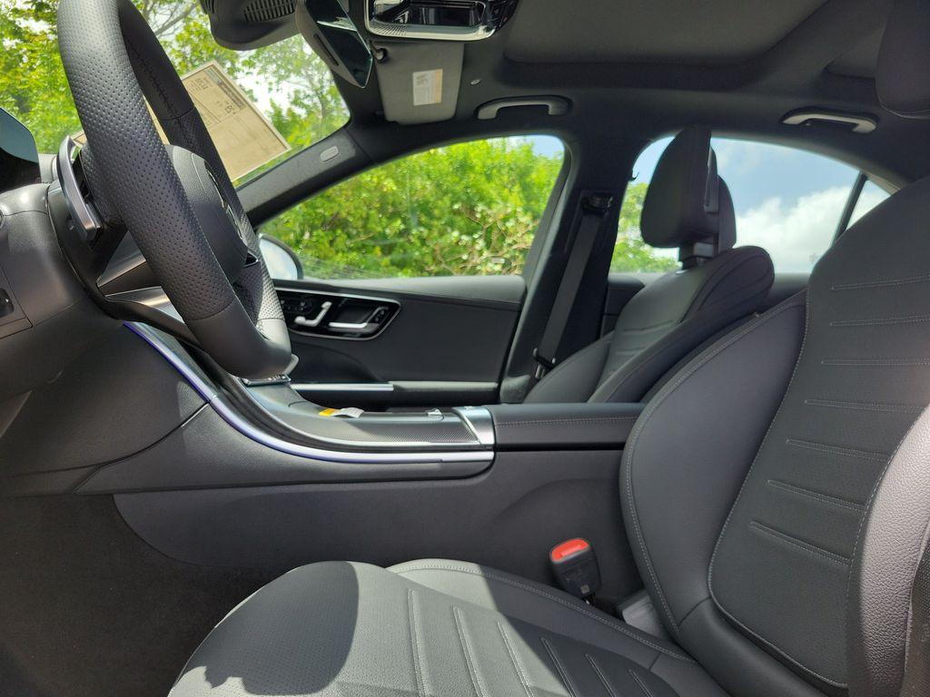 2026 Mercedes-BENZ C-CLASS — миниатюра 21