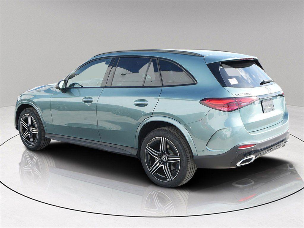 MERCEDES-BENZ GLC - 4