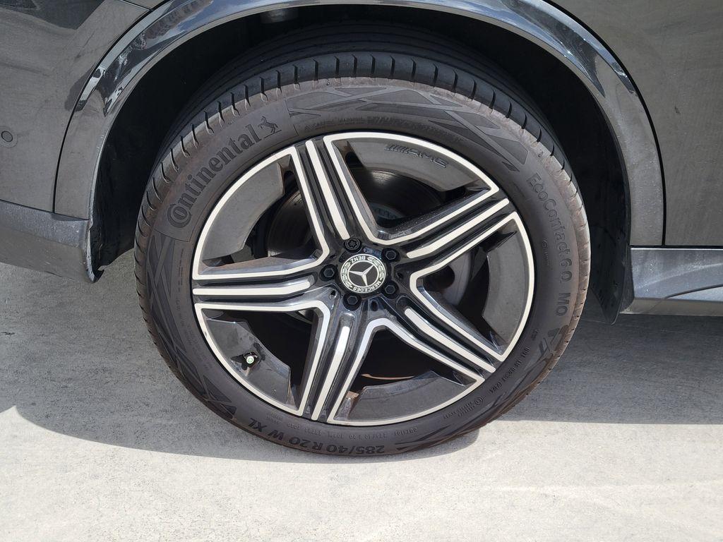 MERCEDES-BENZ GLC - 7