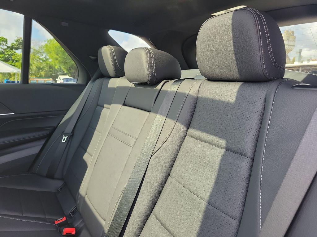 2026 Mercedes-BENZ GLE photo 10