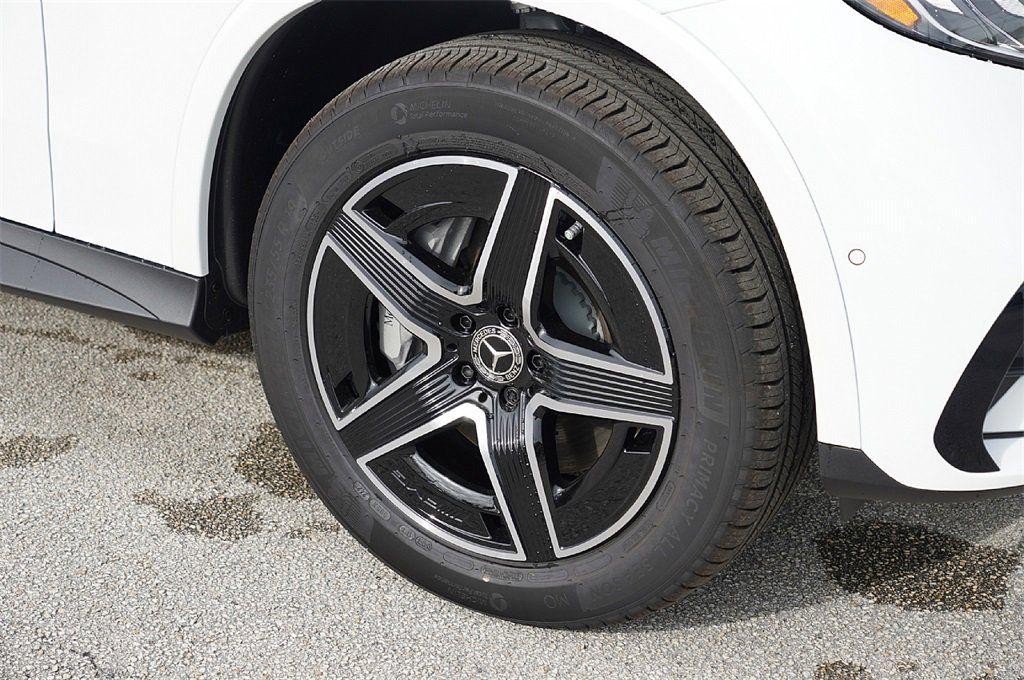 MERCEDES-BENZ GLC - 9