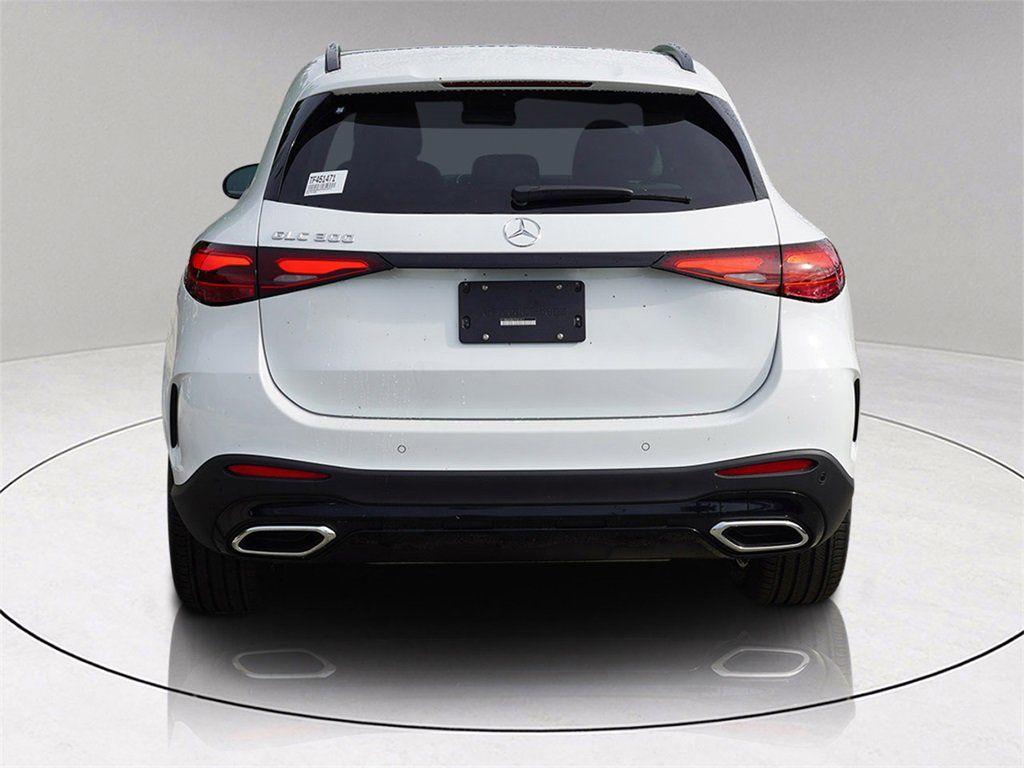 MERCEDES-BENZ GLC - 5