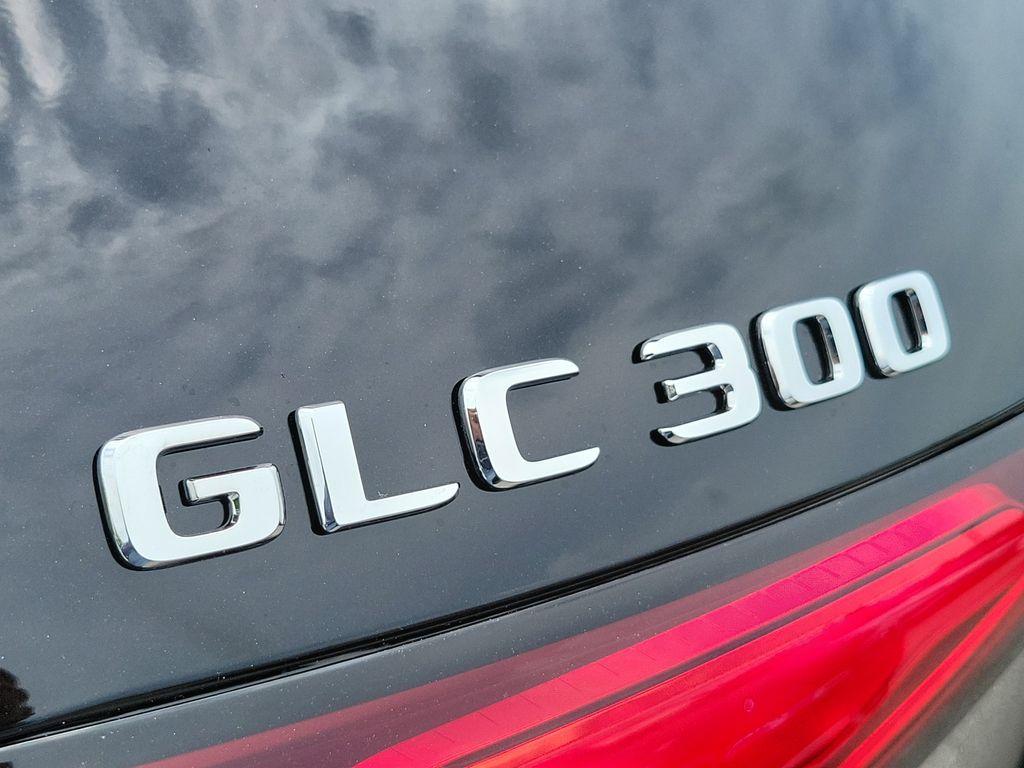 2026 Mercedes-BENZ GLC — фото 7