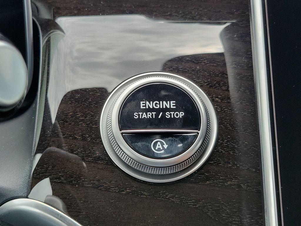 2026 Mercedes-BENZ GLC 缩略图 30
