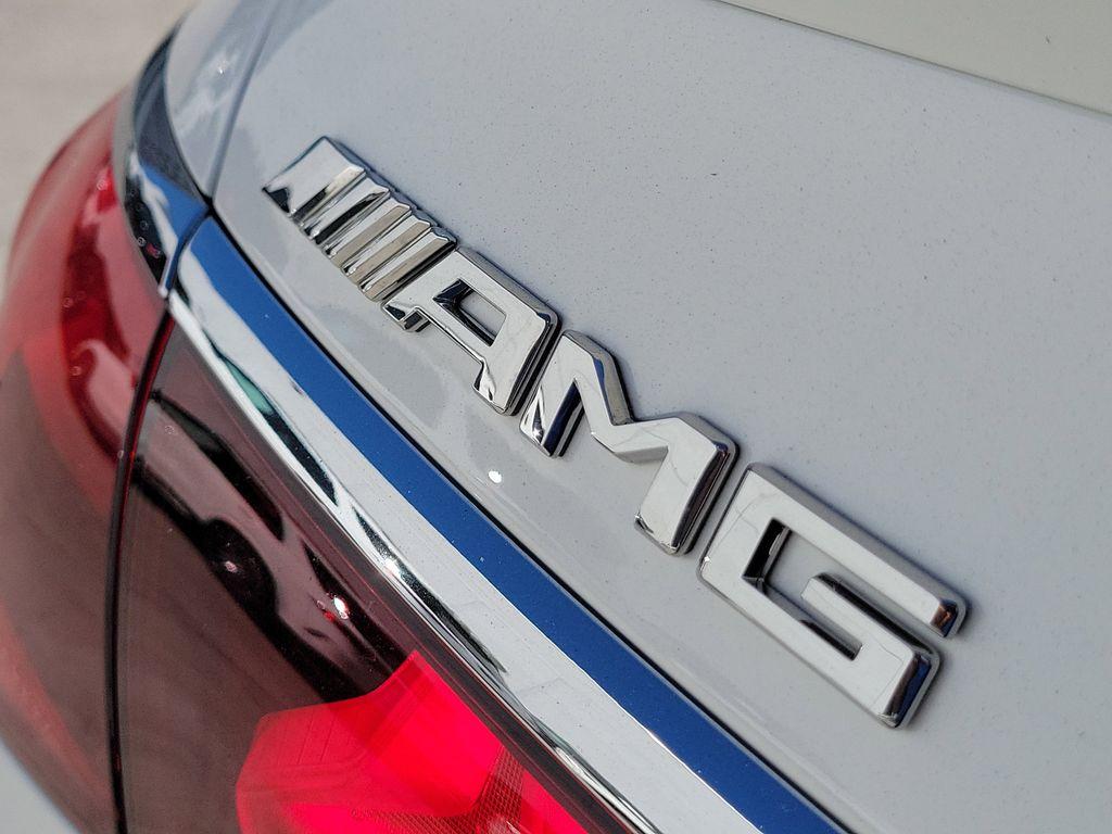 MERCEDES-BENZ E-CLASS AMG - 8