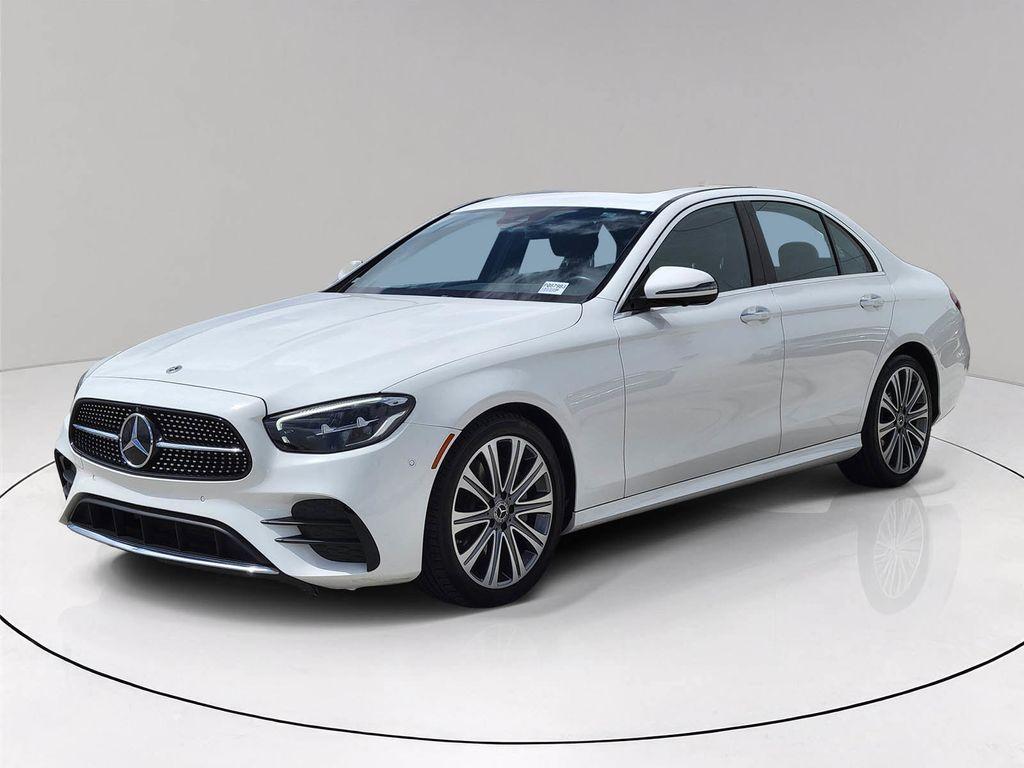 MERCEDES-BENZ E-CLASS - 3
