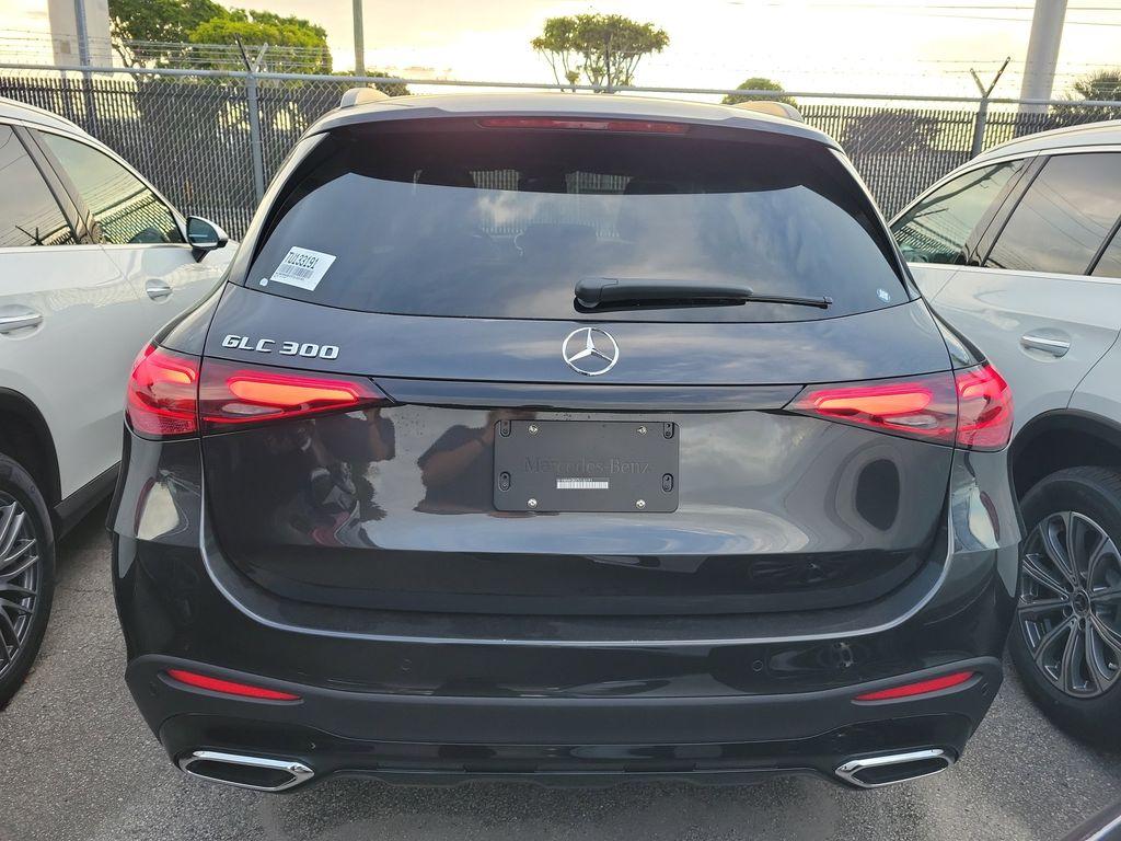 MERCEDES-BENZ GLC - 5