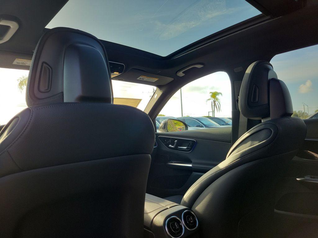 صورة مصغرة 12 لـ 2026 Mercedes-BENZ GLC