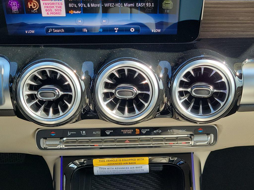 2026 Mercedes-BENZ GLB 照片 10