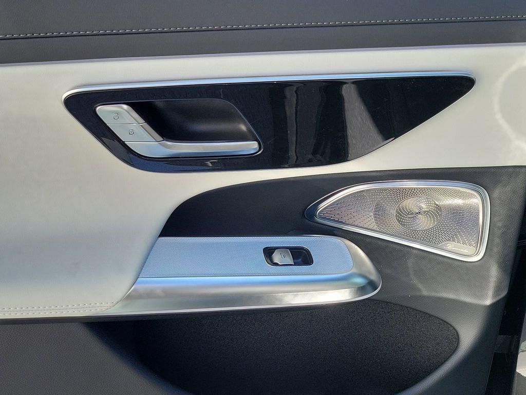 MERCEDES-BENZ E-CLASS - 10