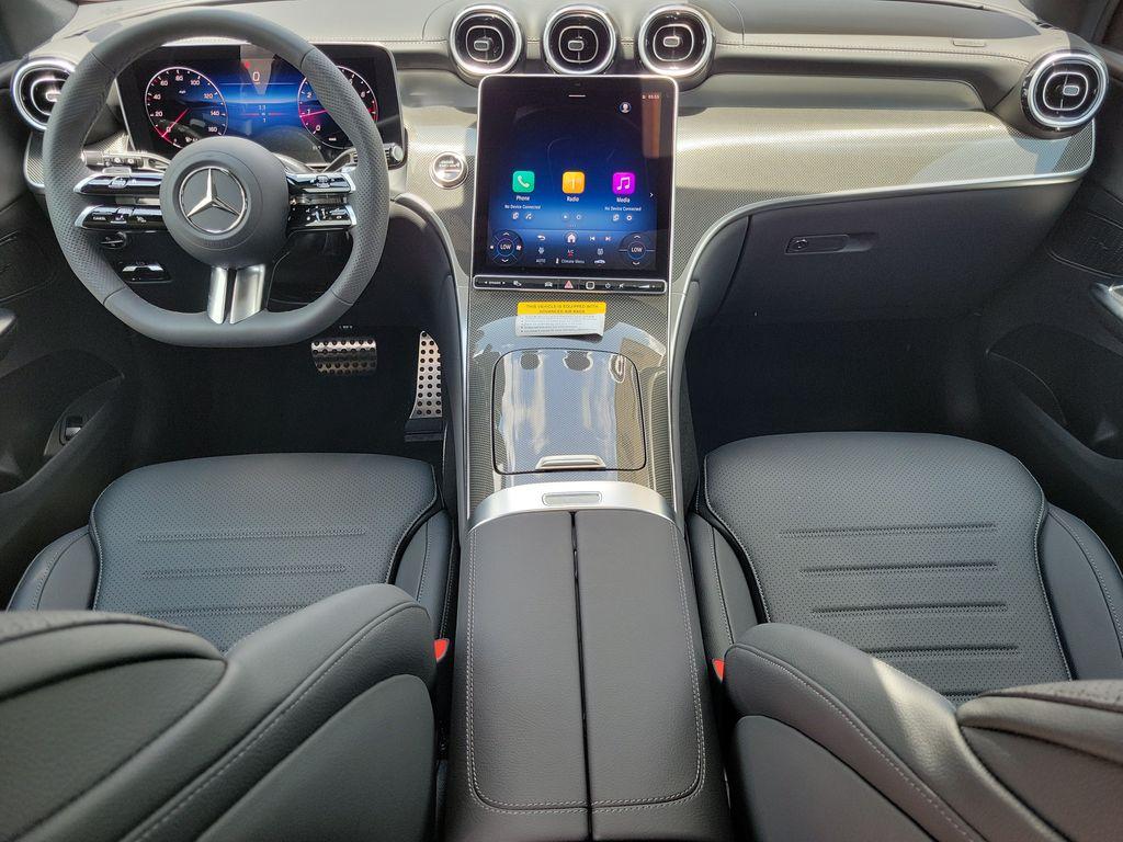 2026 Mercedes-BENZ GLC — миниатюра 12
