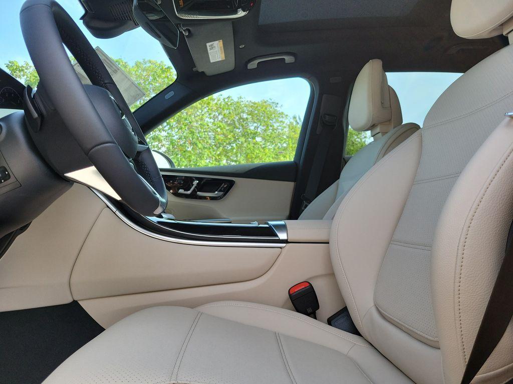 2026 Mercedes-BENZ GLC 缩略图 21