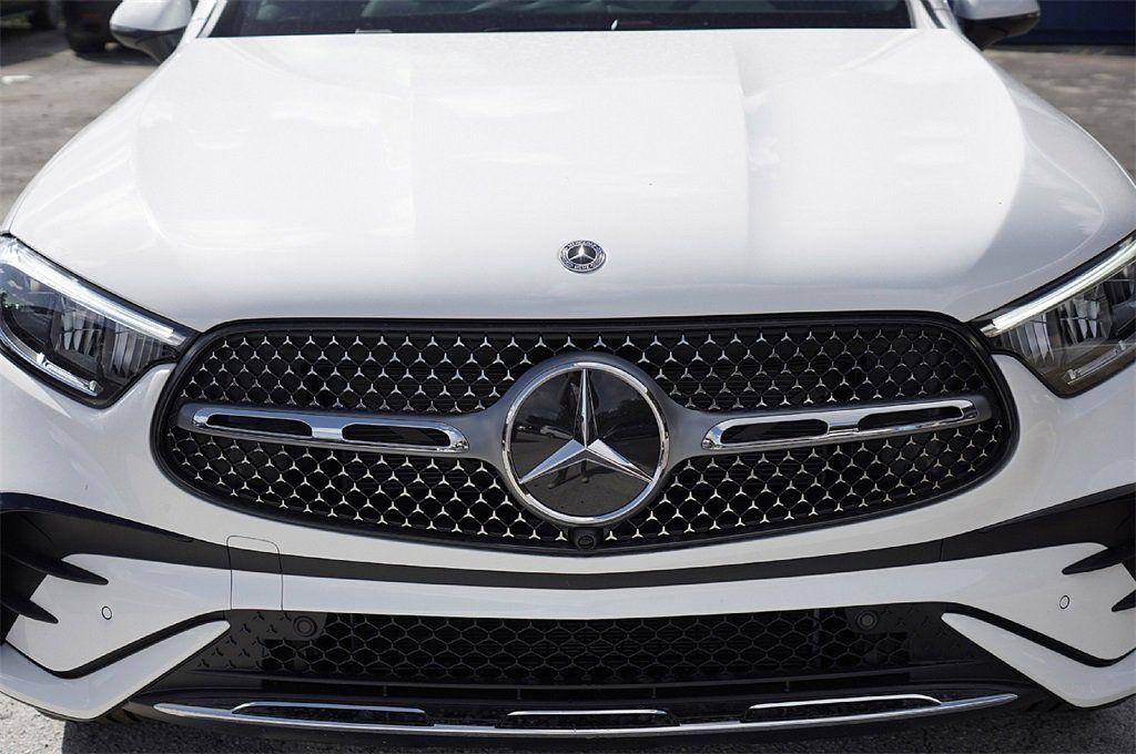 MERCEDES-BENZ GLC - 7