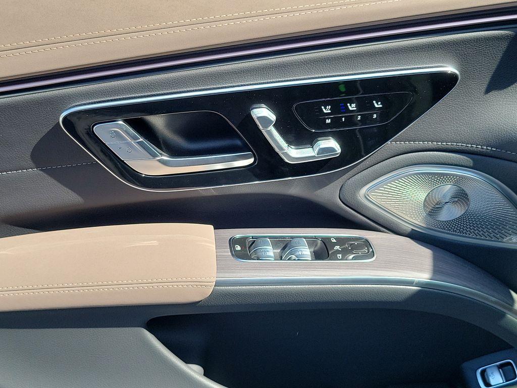 2026 Mercedes-BENZ EQS 缩略图 18