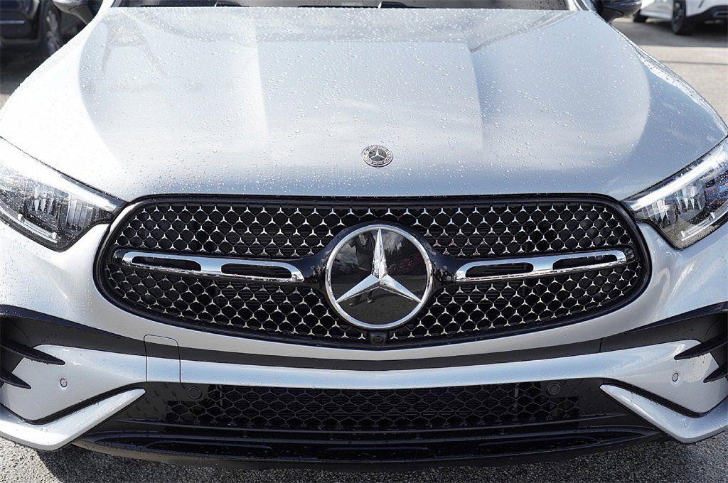 MERCEDES-BENZ GLC - 7