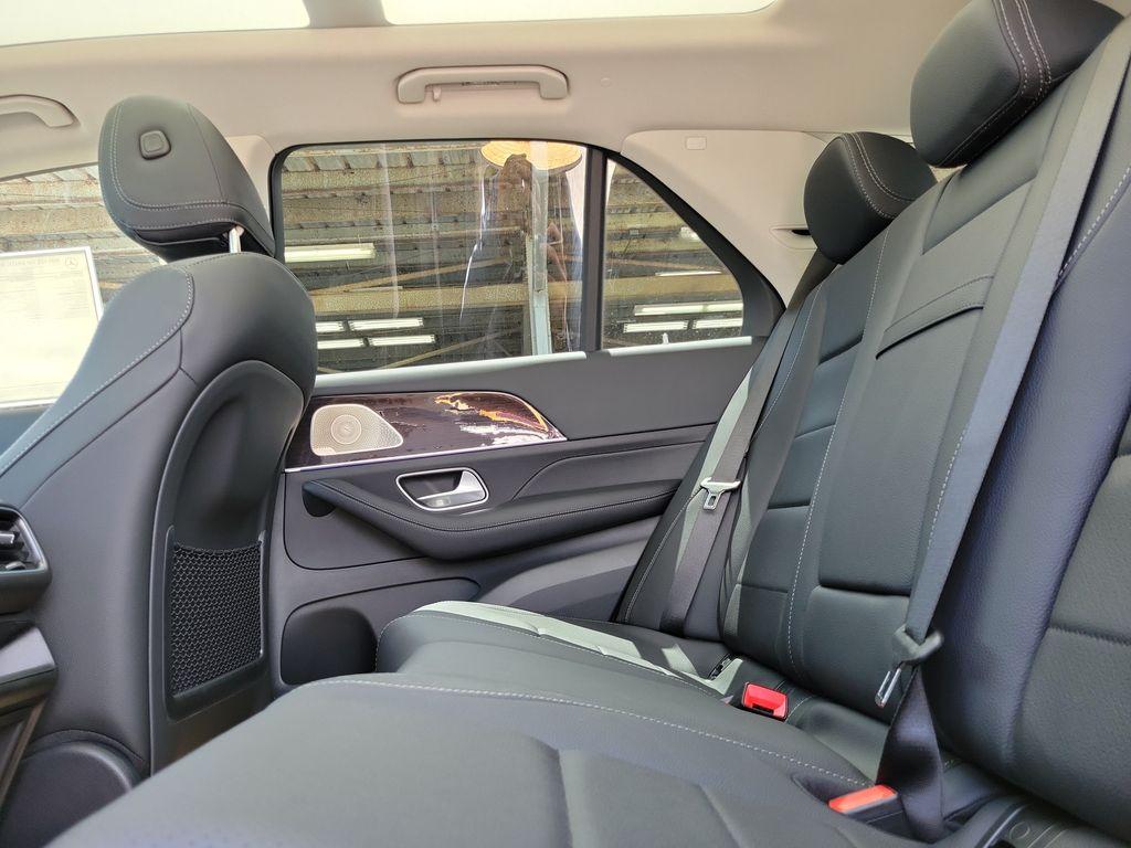 2026 Mercedes-BENZ GLE 缩略图 11
