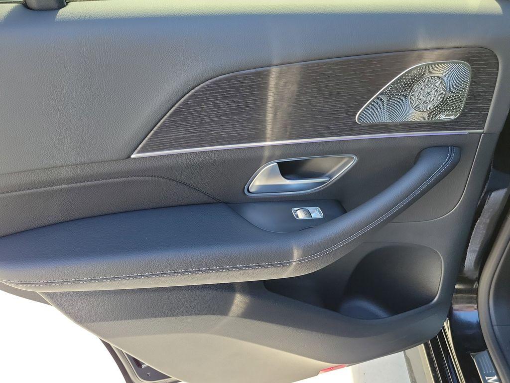 MERCEDES-BENZ GLE - 8