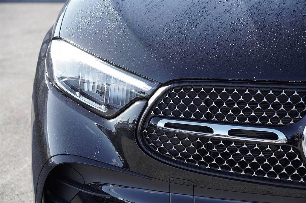 MERCEDES-BENZ GLC - 8