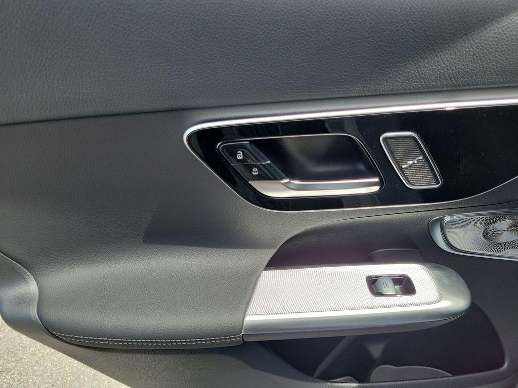 صورة مصغرة 17 لـ 2026 Mercedes-BENZ GLC