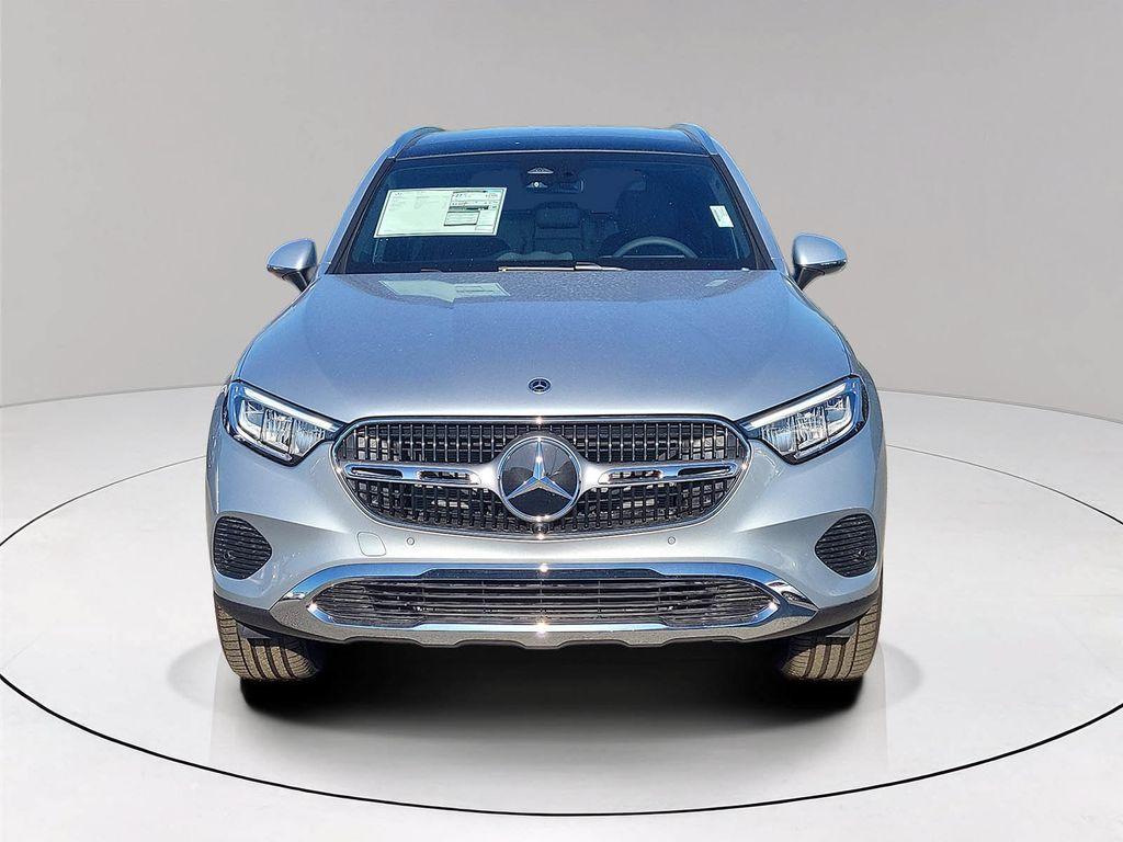 2026 Mercedes-BENZ GLC — фото 2