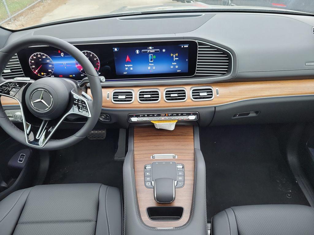 2026 Mercedes-BENZ GLE — миниатюра 14