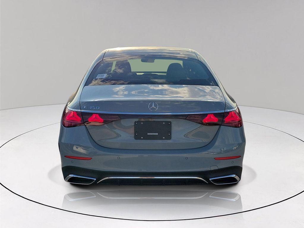 MERCEDES-BENZ E-CLASS - 5