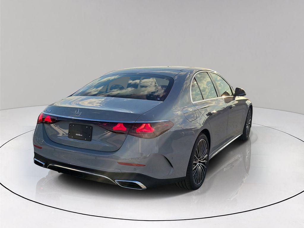 MERCEDES-BENZ E-CLASS - 6