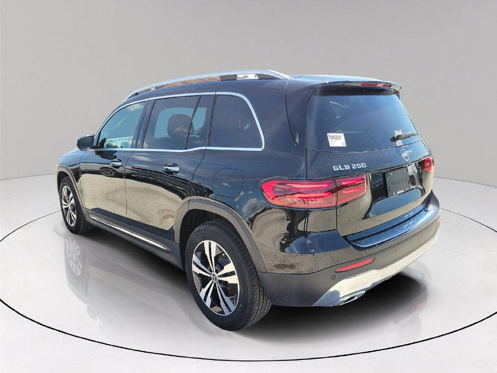 2026 Mercedes-BENZ GLB 照片 4