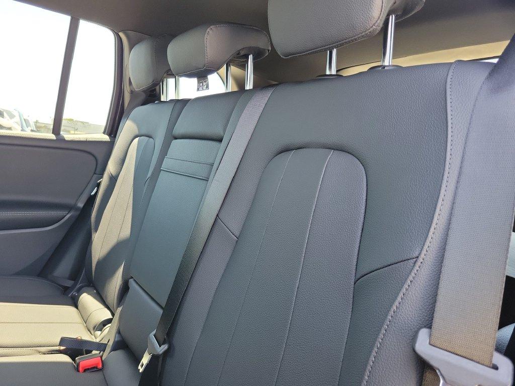 2026 Mercedes-BENZ GLB 照片 9