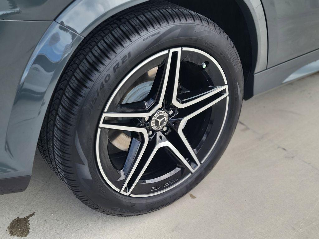 MERCEDES-BENZ GLS - 7