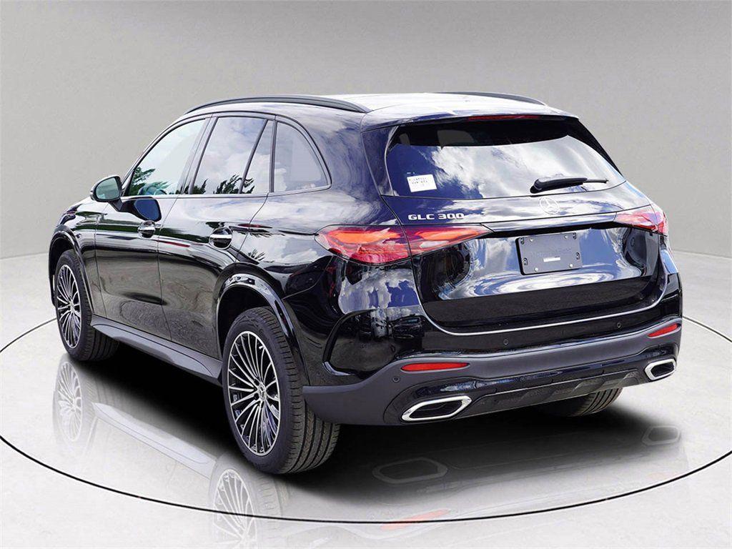 MERCEDES-BENZ GLC - 4