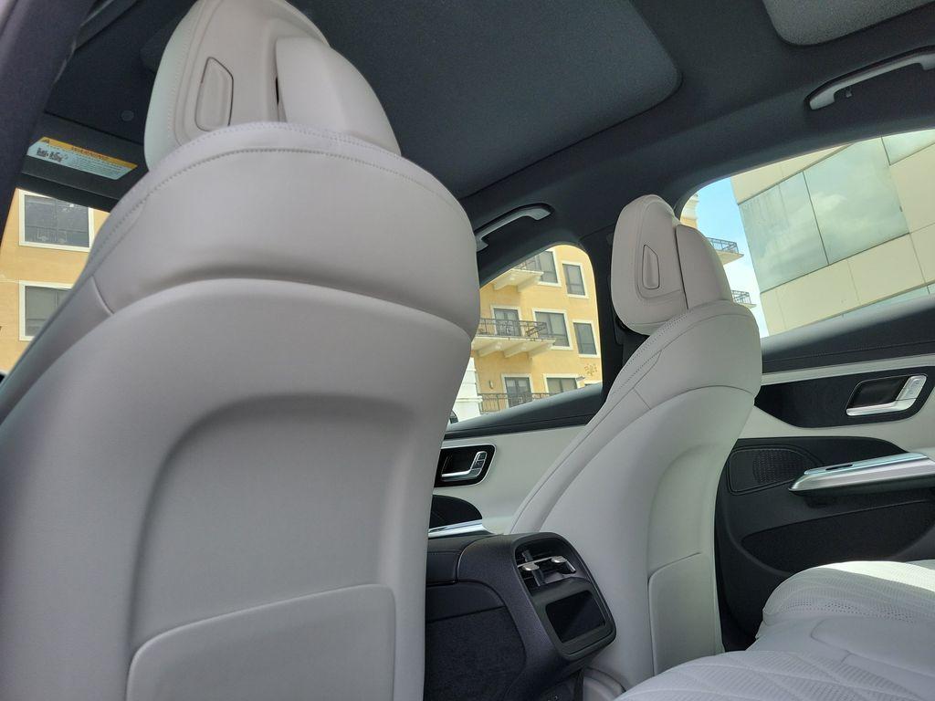 2026 Mercedes-BENZ E-CLASS 缩略图 11