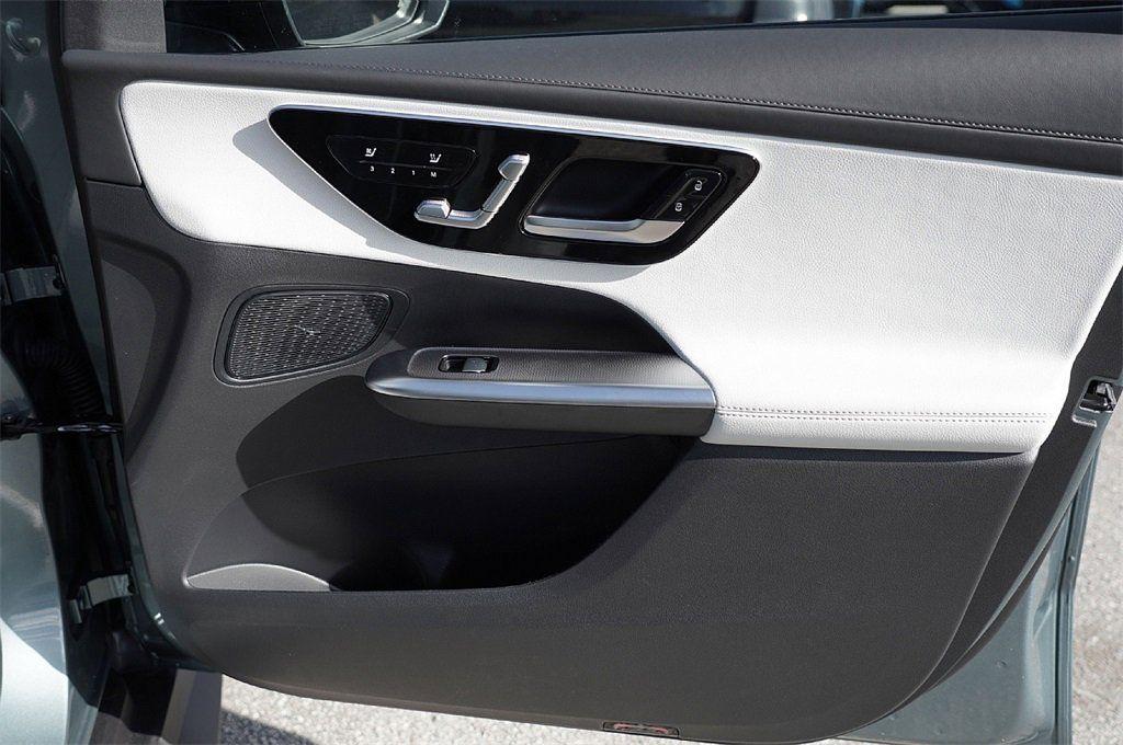 MERCEDES-BENZ GLC - 10