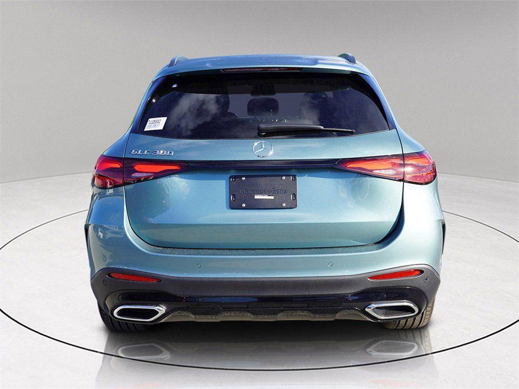 MERCEDES-BENZ GLC - 5