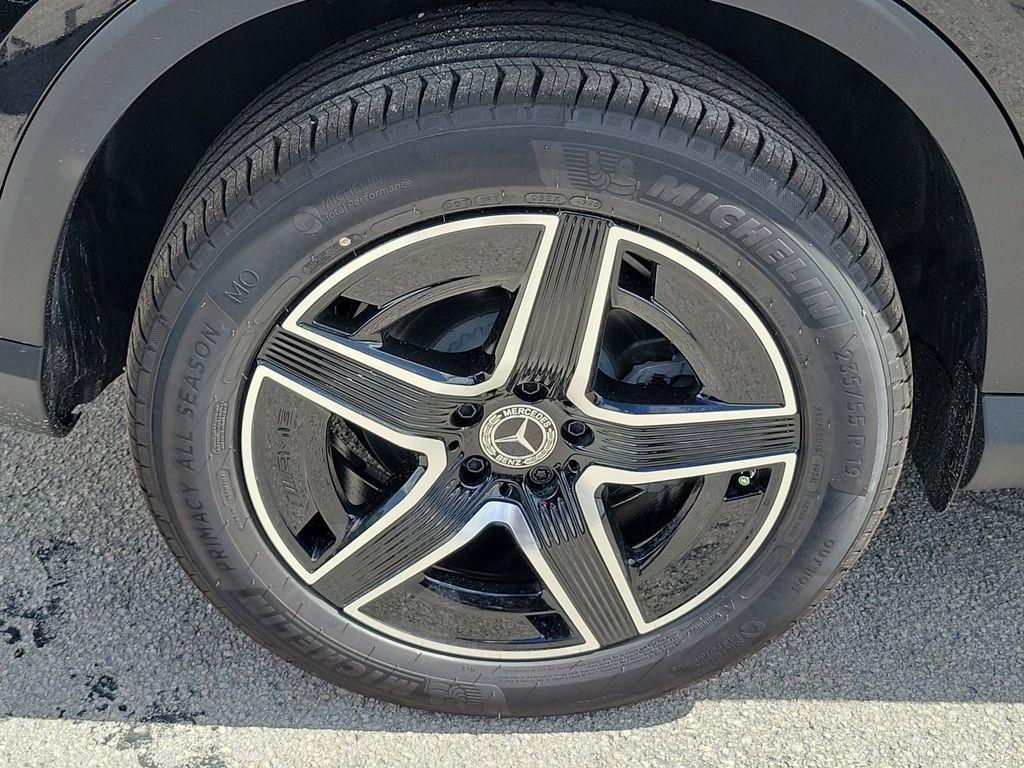 MERCEDES-BENZ GLC - 7