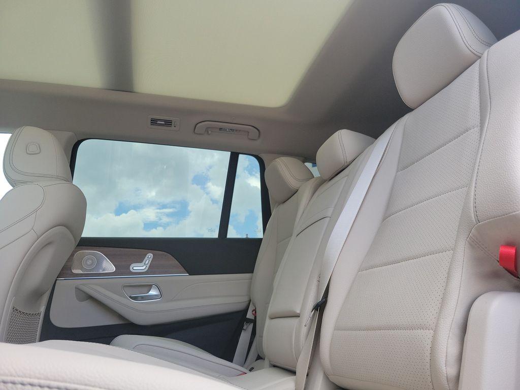 2026 Mercedes-BENZ GLS 缩略图 11