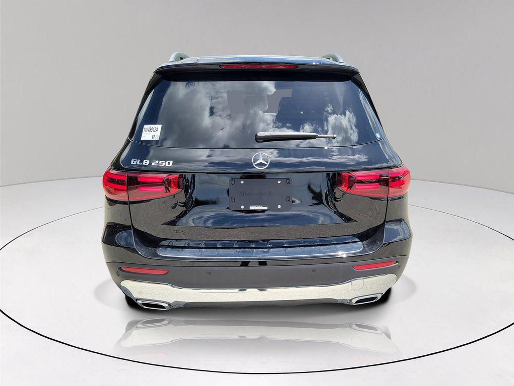 2026 Mercedes-BENZ GLB 照片 5