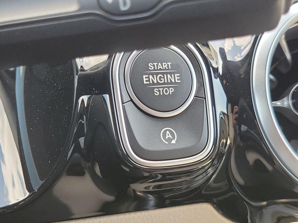 2026 Mercedes-BENZ GLA — миниатюра 31