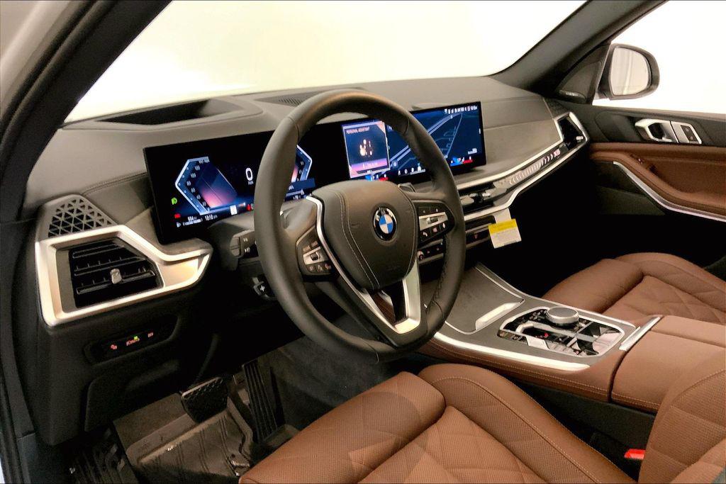 صورة 4 لـ 2026 BMW X5 XDRIVE40I