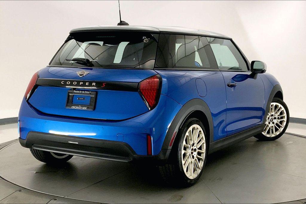 2025 MINI HARDTOP COOPER S 缩略图 12