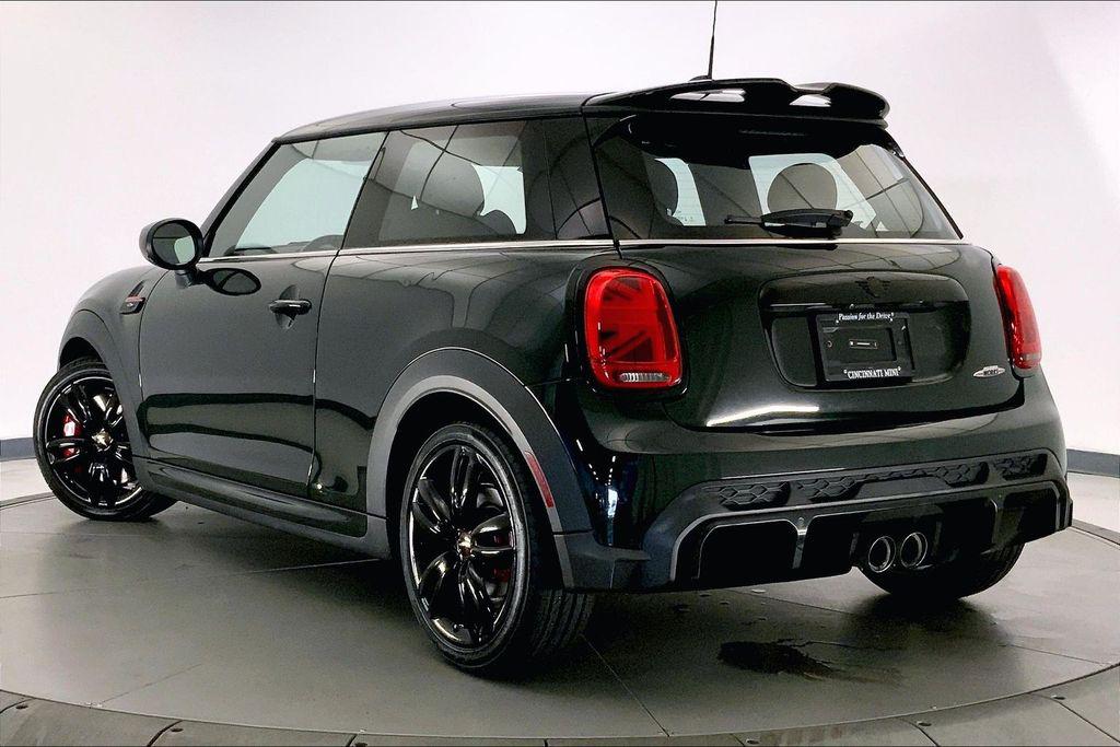 2024 MINI HARDTOP JOHN COOPER WORKS — фото 10