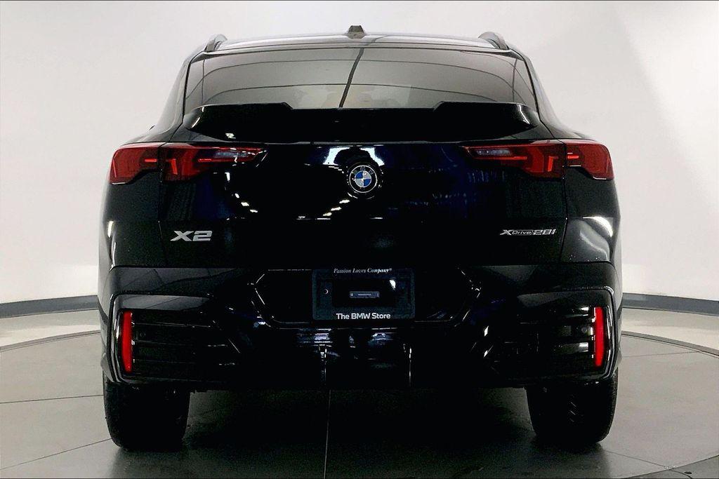 2026 BMW X2 XDRIVE28I — фото 3