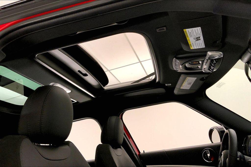 2024 MINI COUNTRYMAN COOPER S ALL4 — миниатюра 26